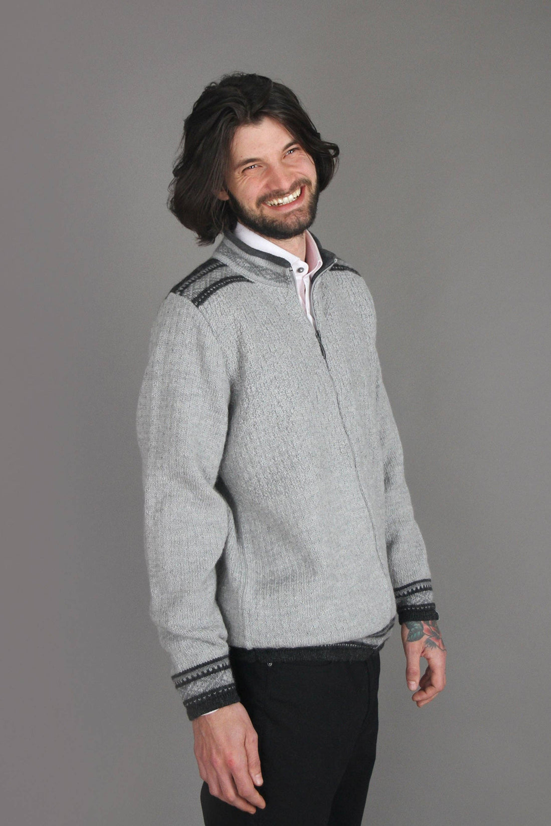 Susan Fosse - Stølen Men's Cardigan - Grey