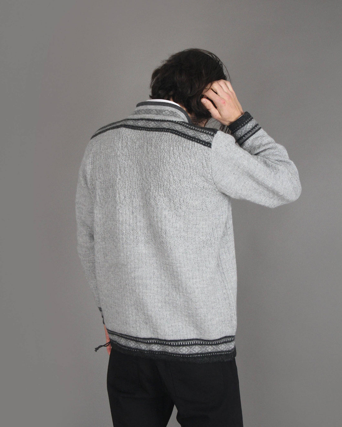 Susan Fosse - Stølen Men's Cardigan - Grey