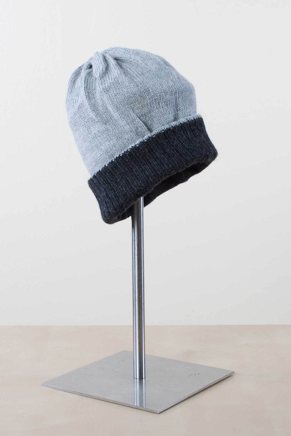 Simply Natural - Reversible Alpaca Ski Hat - Charcoal/Silver