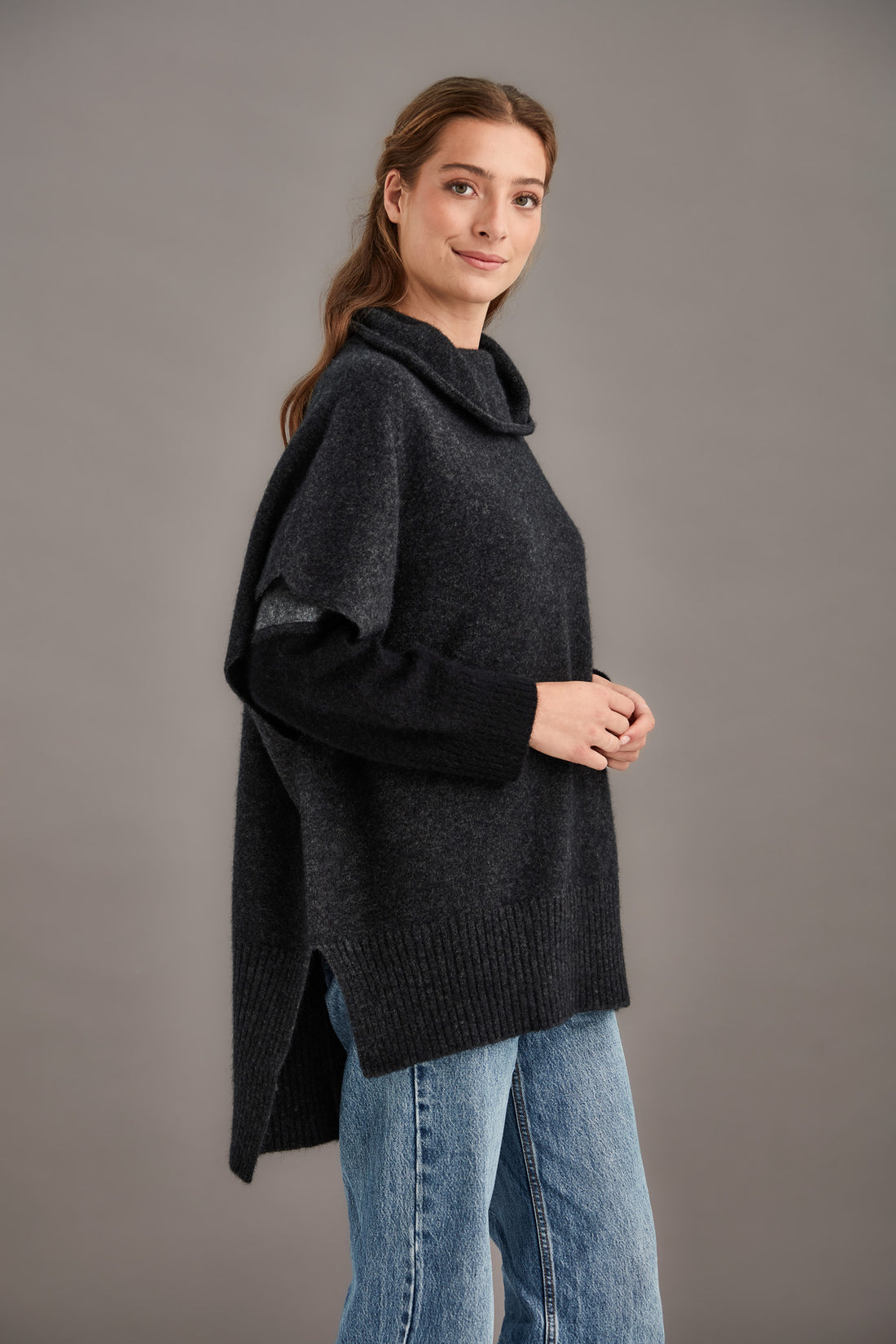 Possum - Step Hem Poncho - Charcoal