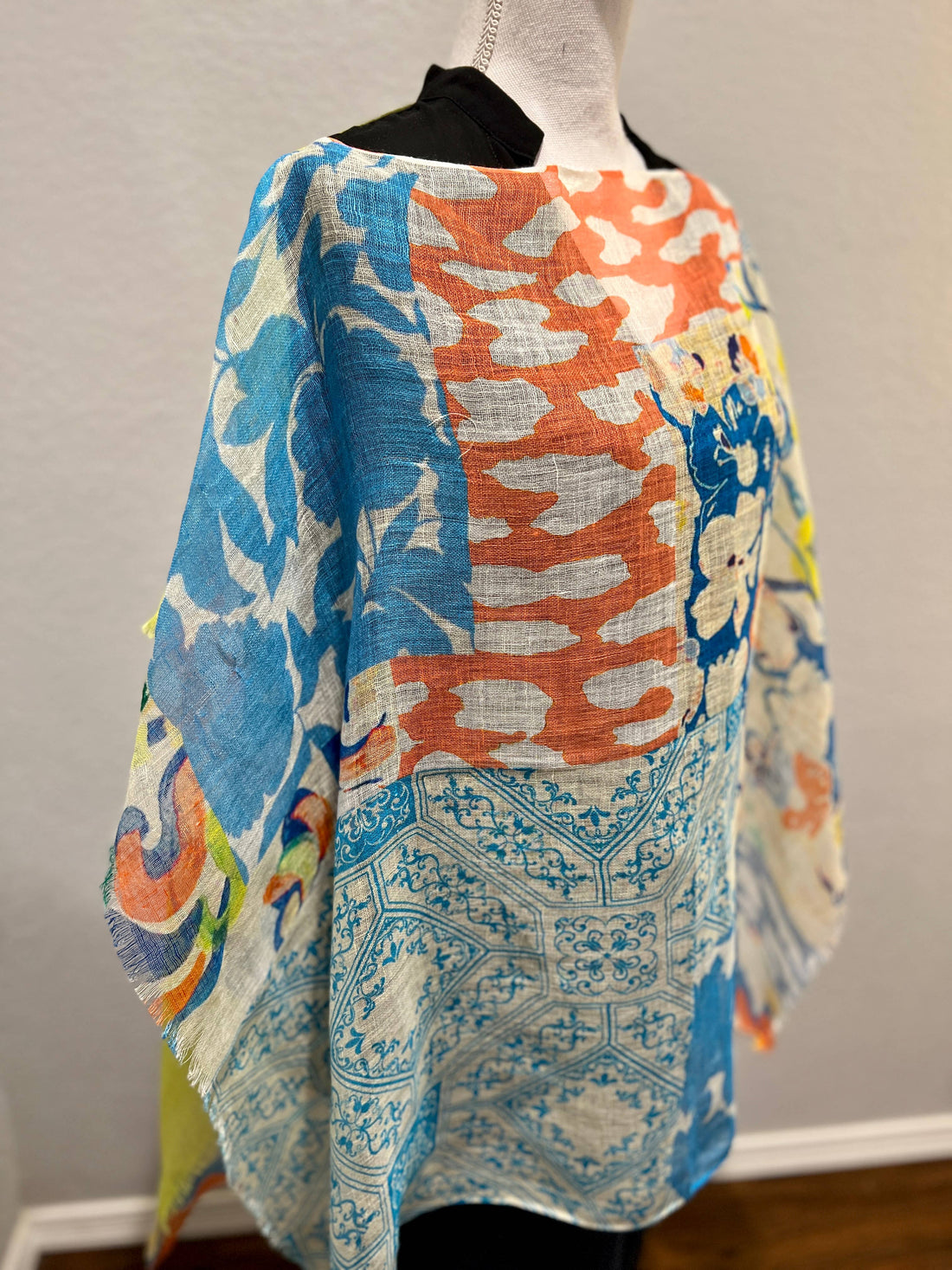 In Style - Linen Poncho - Blue