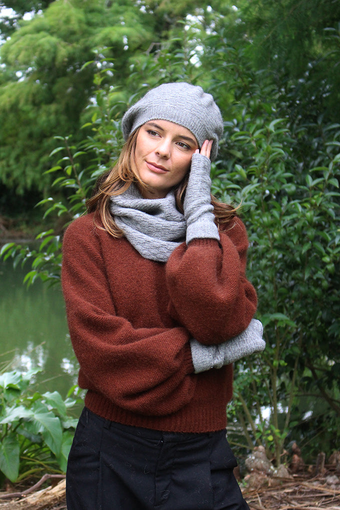 Possum - Neck Warmer - Silver