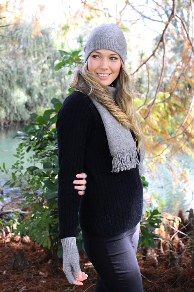 Possum - Tubular Scarf - Silver