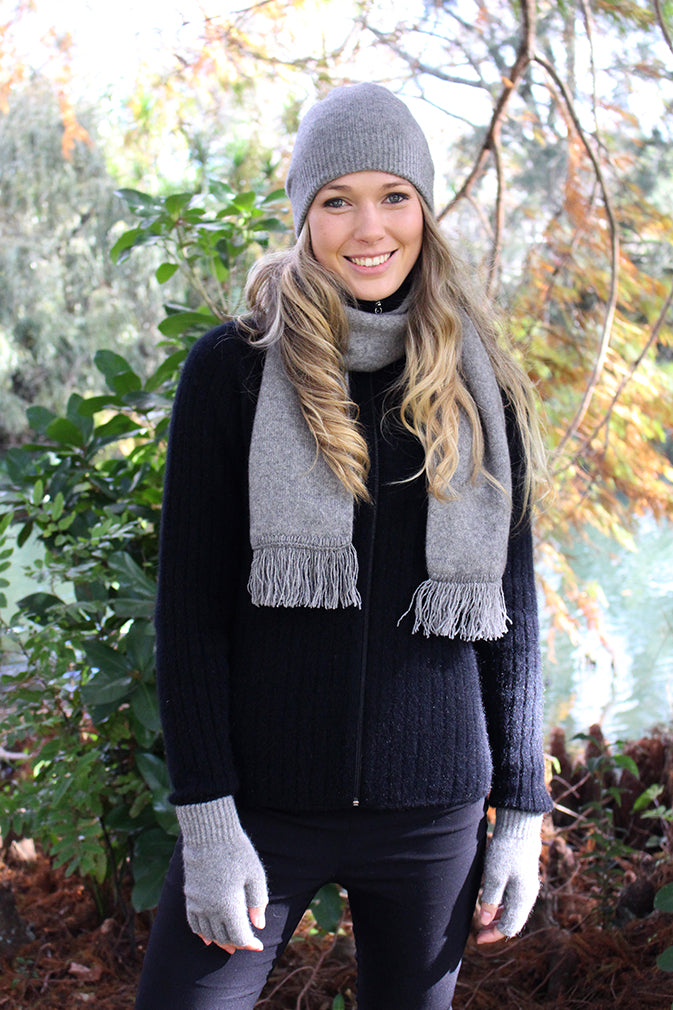 Possum - Tubular Scarf - Silver