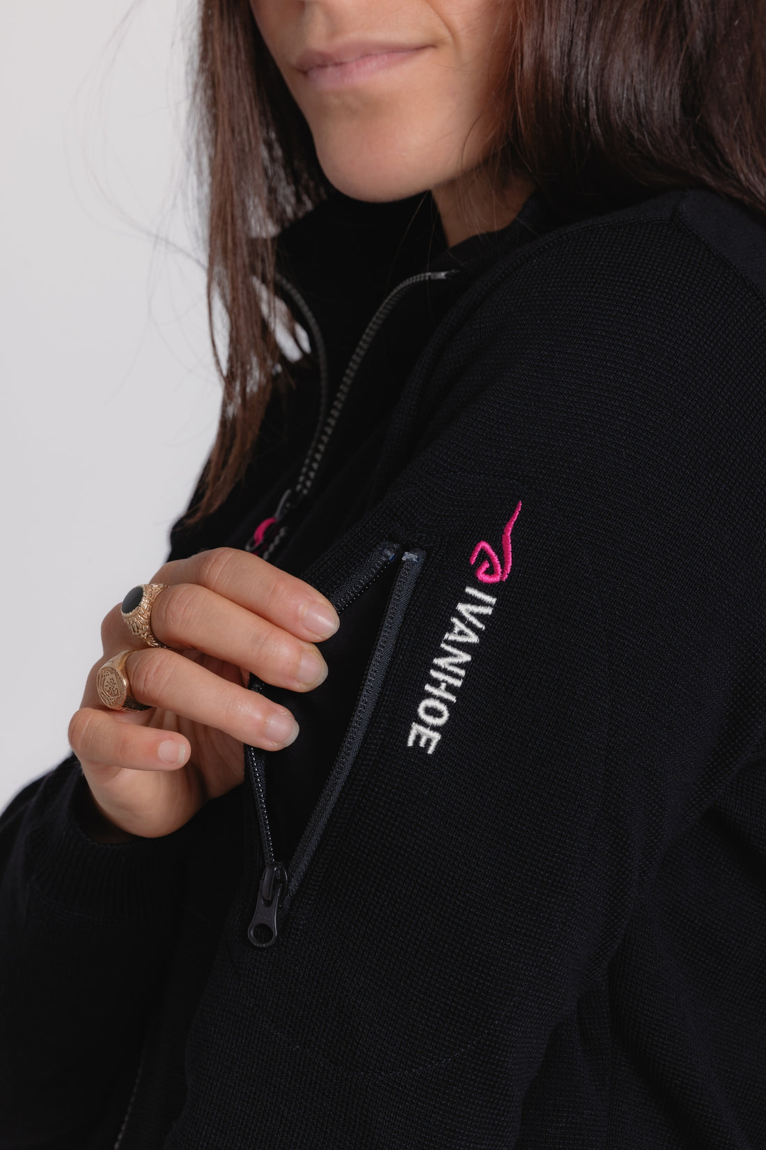 Ivanhoe - Hedda Windbreaker - Black