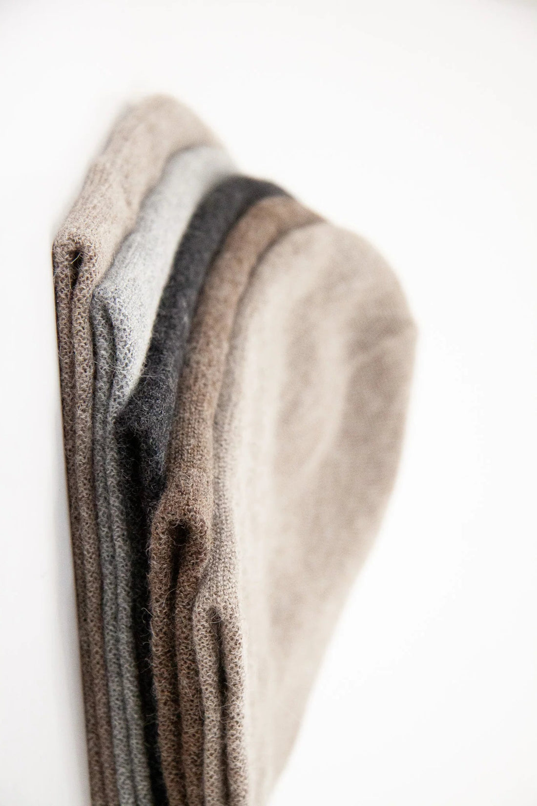 Lin Beanie - Charcoal