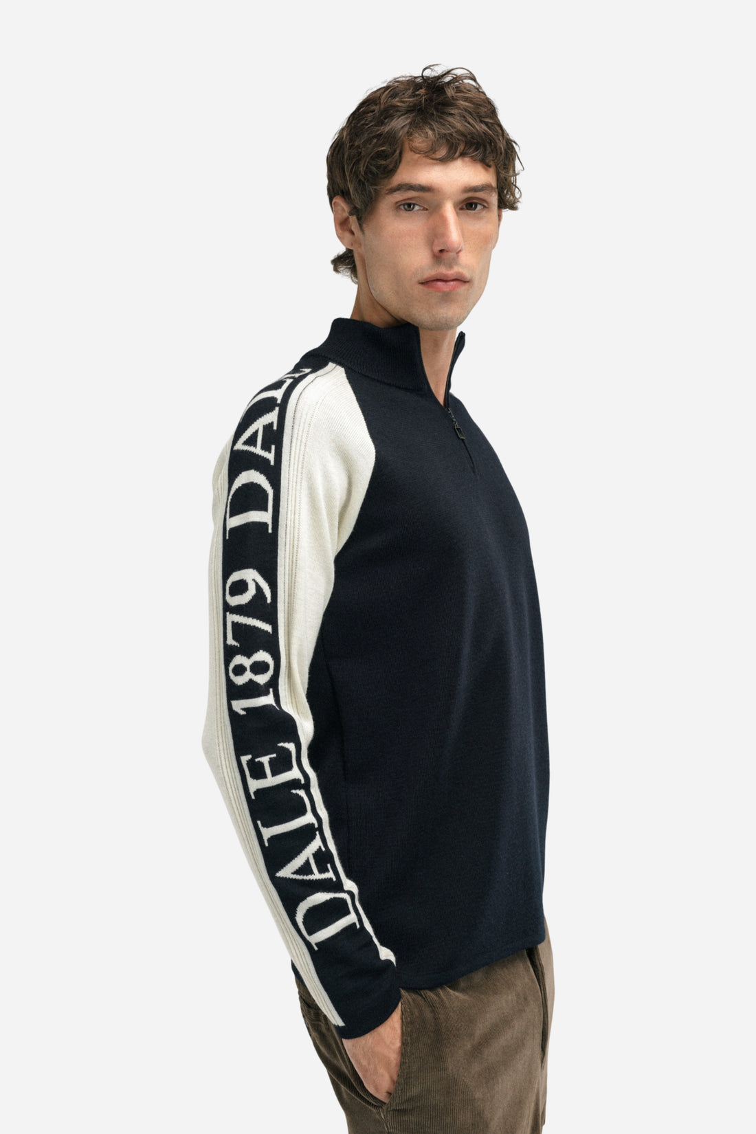 Dale of Norway - Skarstind 1879 Mens Sweater - Black