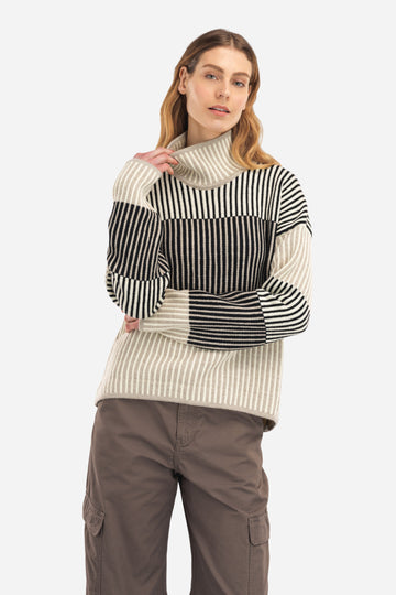 Dale of Norway - Skarstind Women's Sweater - Sand