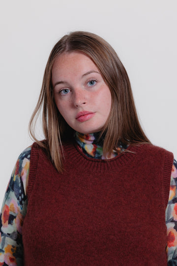 Zola Yak Sweater Vest - Spice