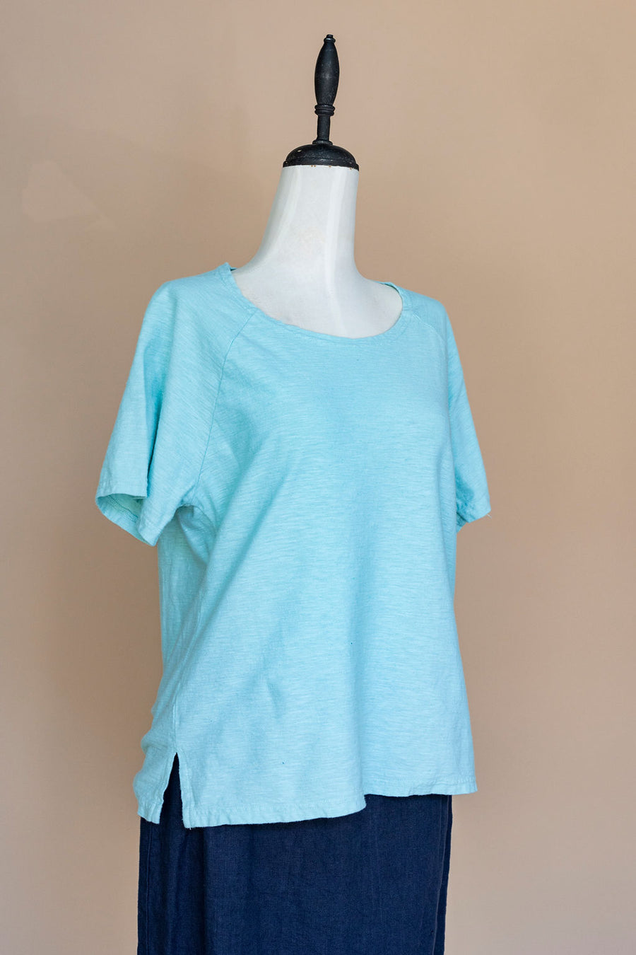 Cut Loose - Cap Sleeve Raglan Tee - Aqueduct