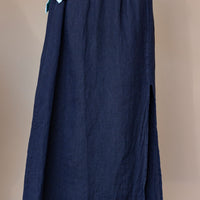 Pistache - Linen Skirt with Slit - Navy