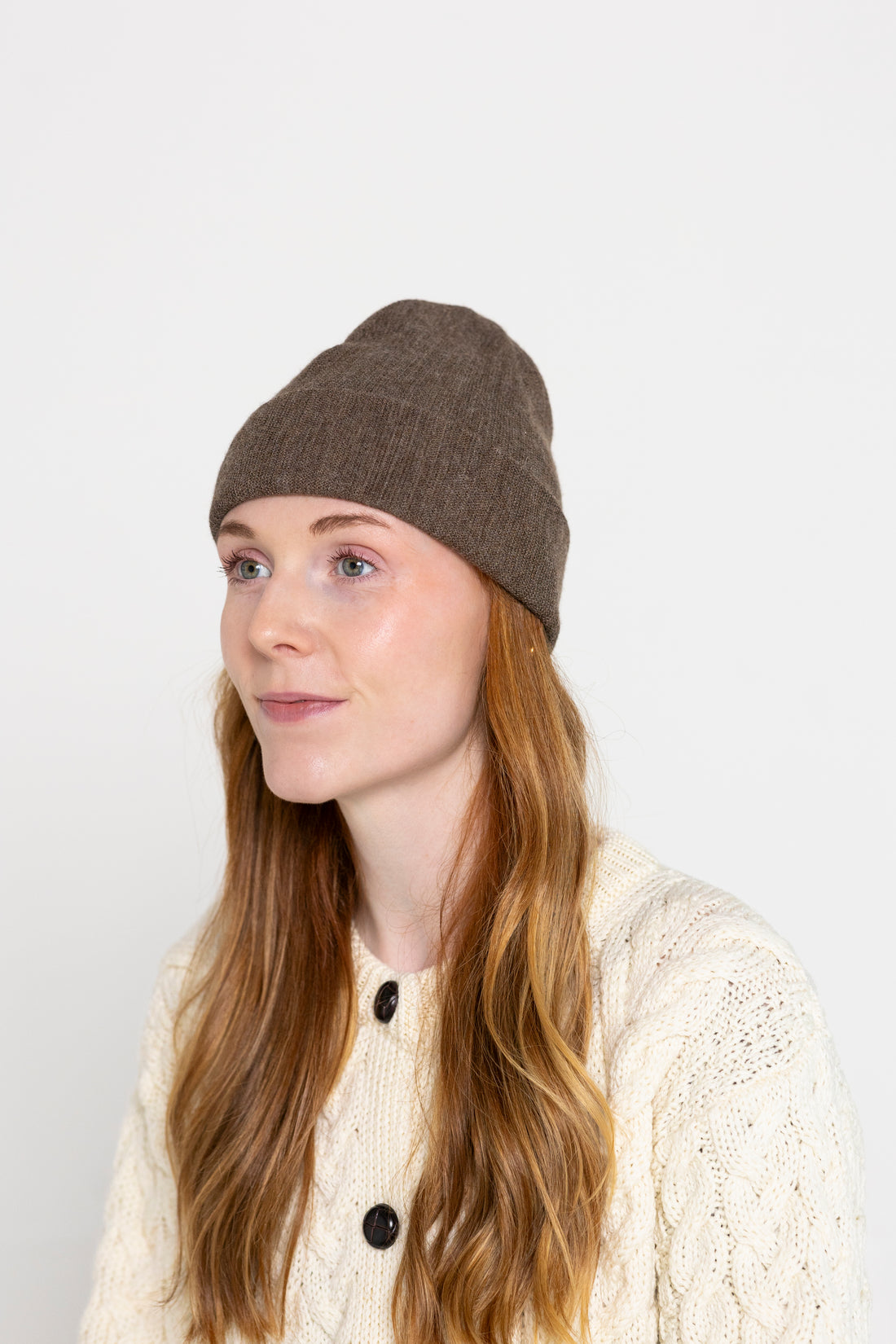 Sacred Warmth - Lin Beanie - Dark Cocoa