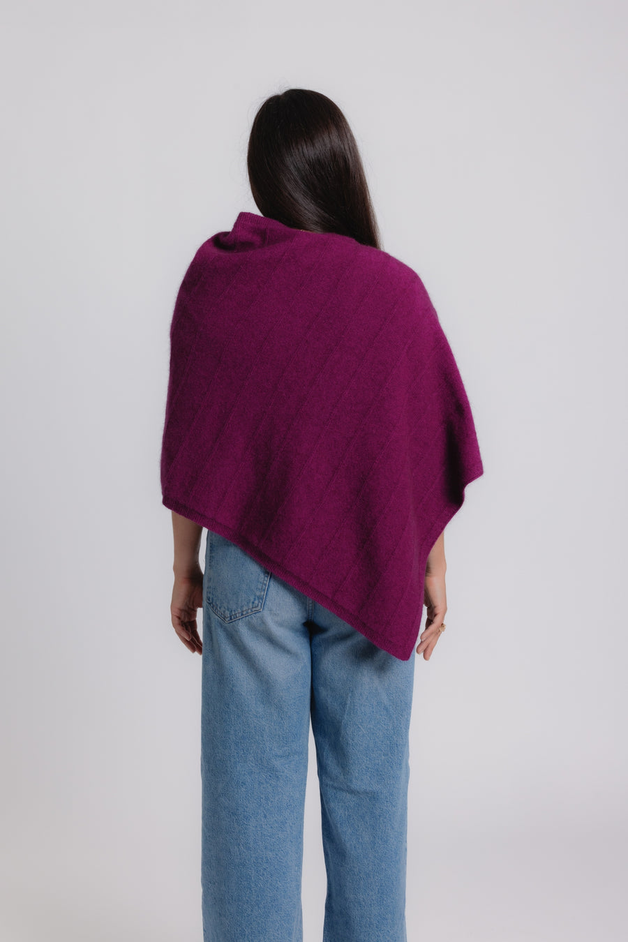 Possum - Poncho - Berry