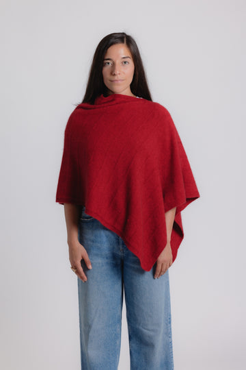 Possum - Poncho - Red