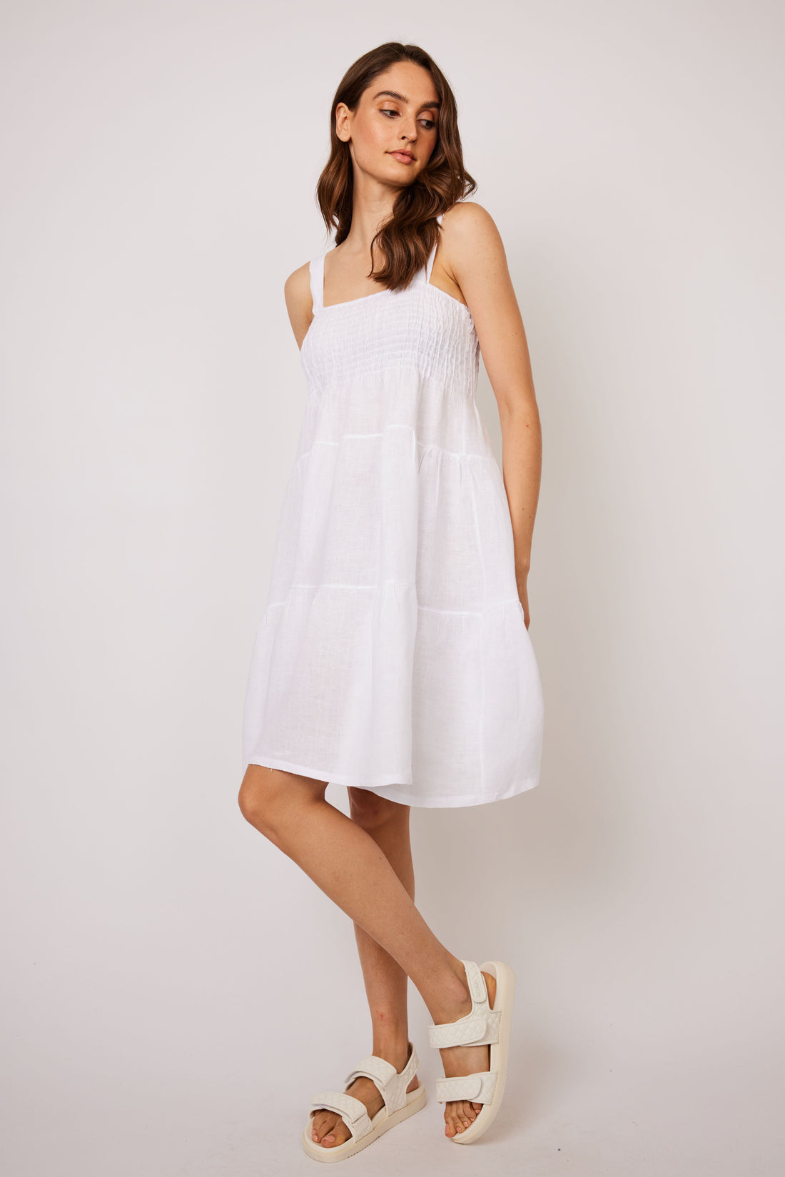 Pistache Linen Nap Dress  White