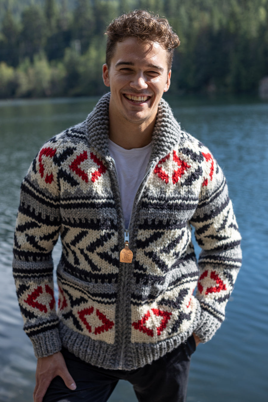 Cowichan Sweater Design - The Lucky Sweater – Amos & Andes Canada Inc